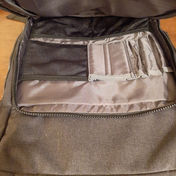 Ogia Grey Black Backpack - Picture 5 of 5